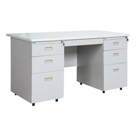 Bàn Chân Sắt Hộc Liền The One LC14